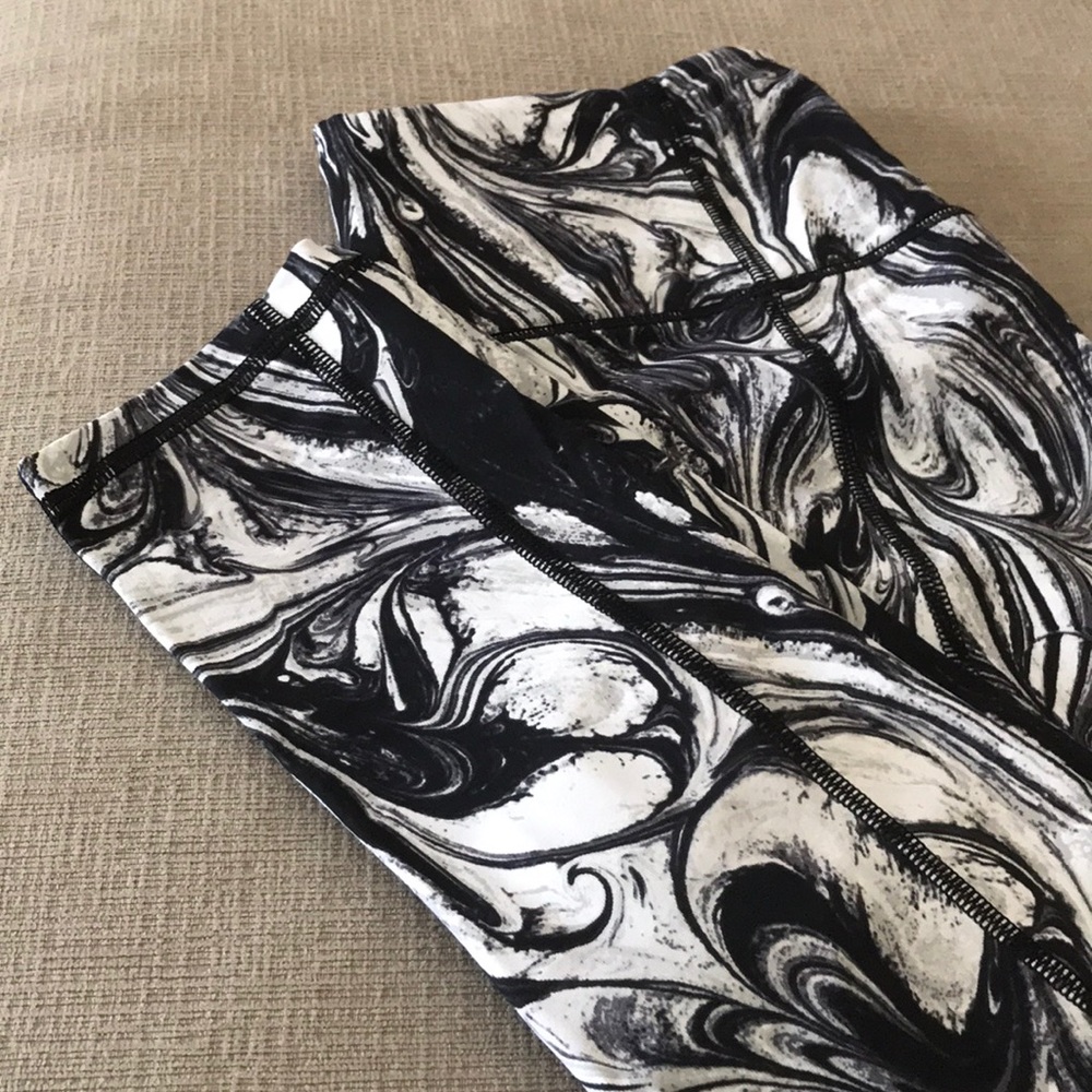 VS Knockout Tights, medium short, leggings
